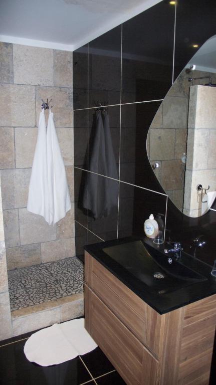 Hotel Saint Trophime Arles Kamer foto