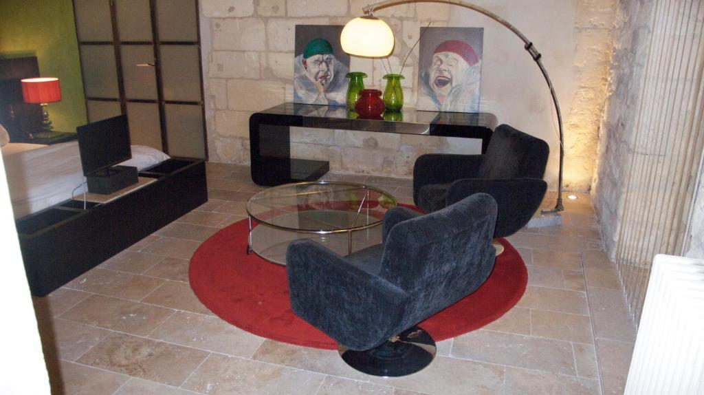 Hotel Saint Trophime Arles Kamer foto