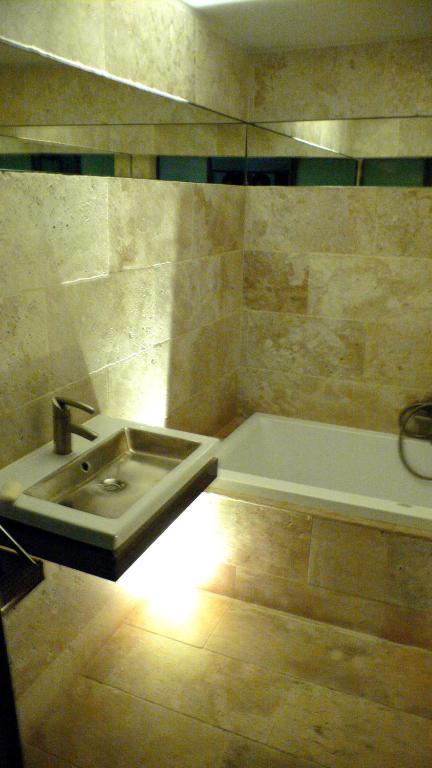 Hotel Saint Trophime Arles Kamer foto