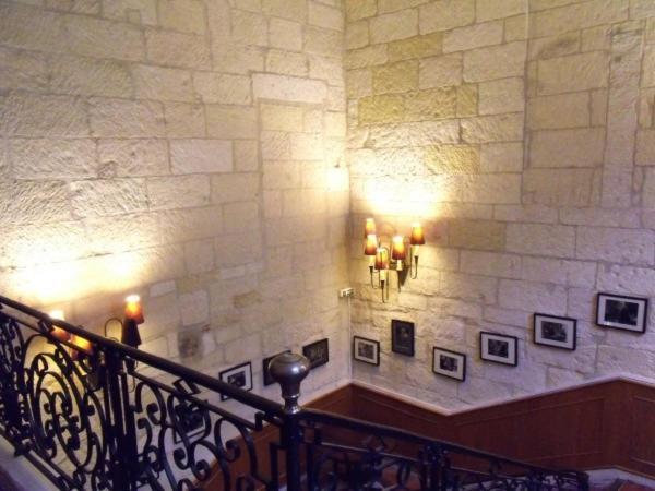 Hotel Saint Trophime Arles Buitenkant foto